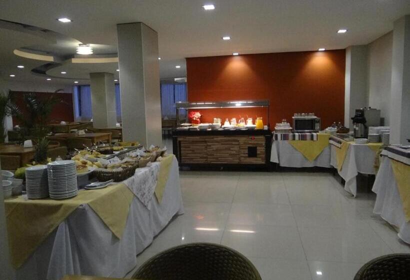 Emirates Hotel & Suites