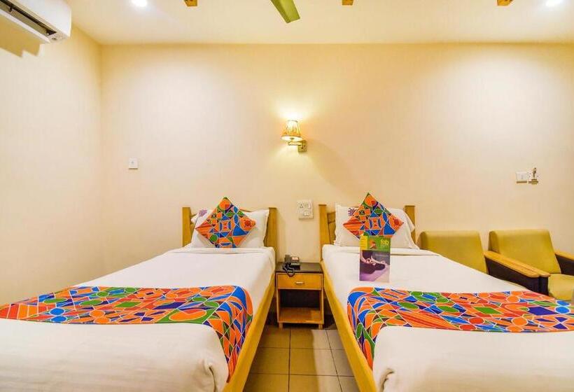 Fabhotel Kinera Comforts Railway Station