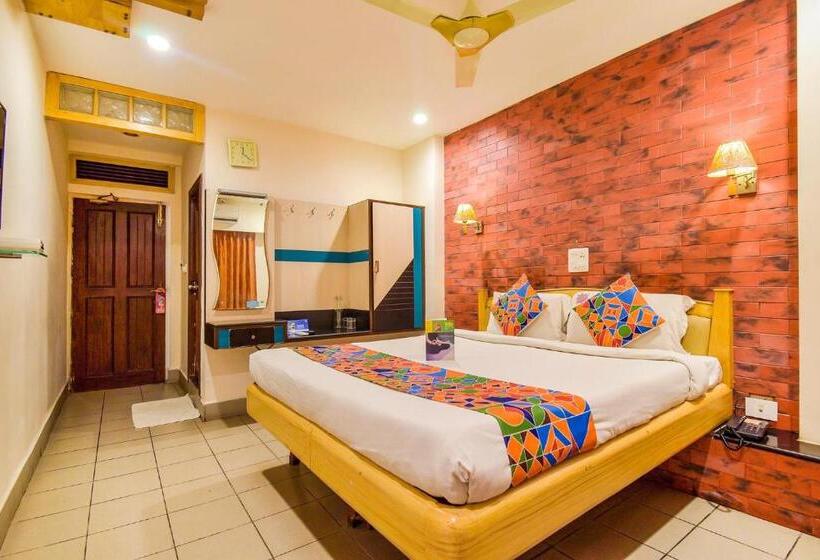 Fabhotel Kinera Comforts Railway Station