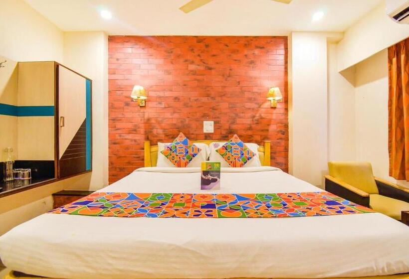 Fabhotel Kinera Comforts Railway Station