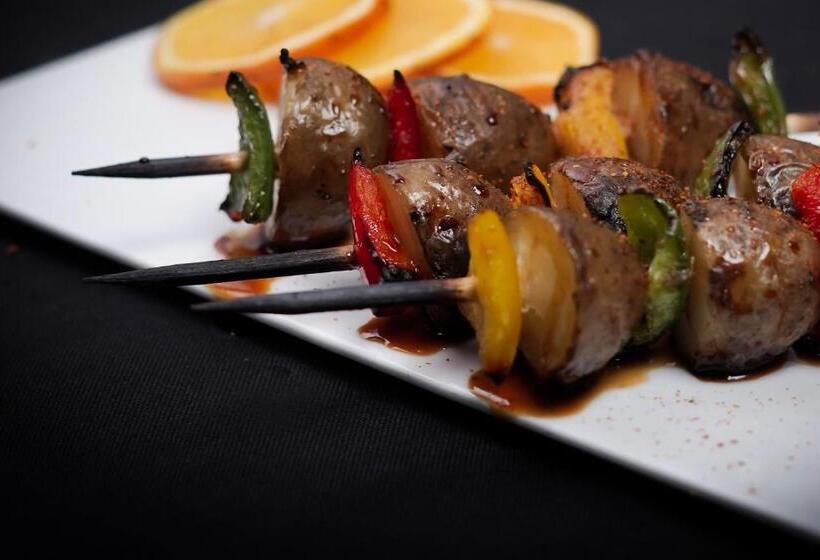 Отель The Alcor