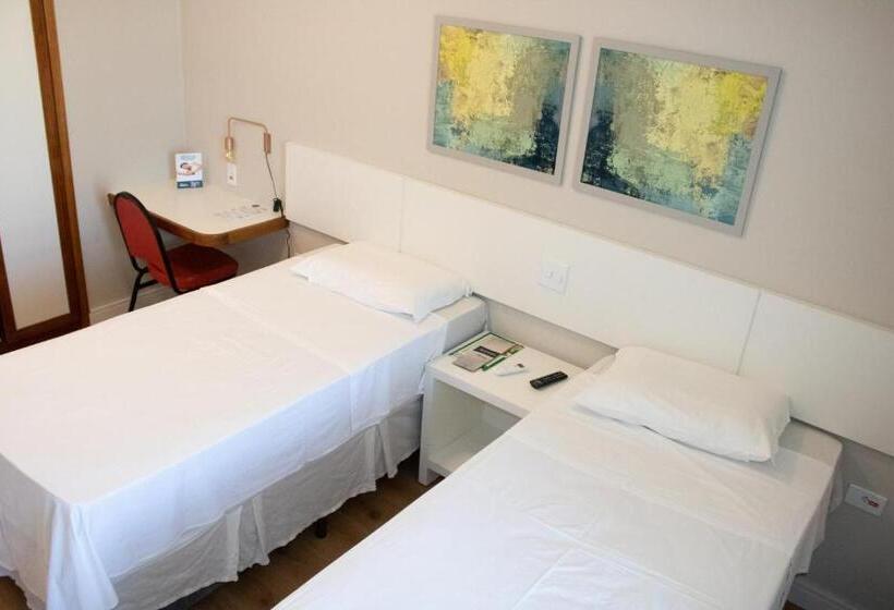 בית מלון כפרי Antonius Imperial