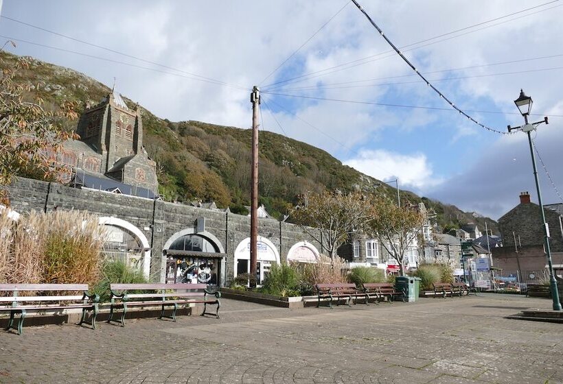 Отель Bae Abermaw Boutique B&b