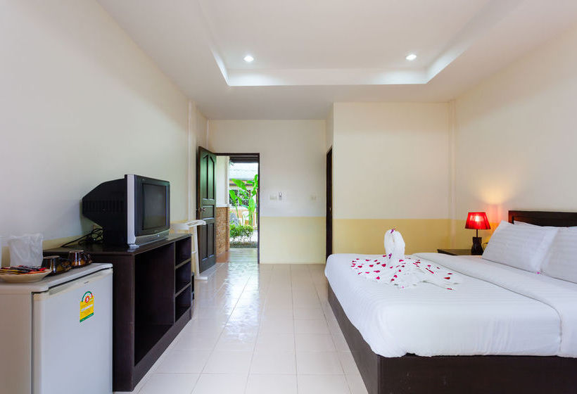 Отель Bangtao Kanita House