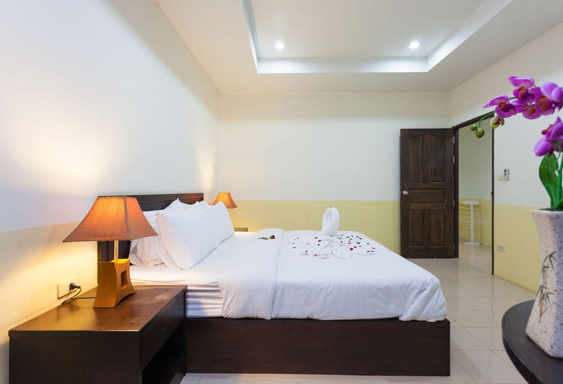 Отель Bangtao Kanita House