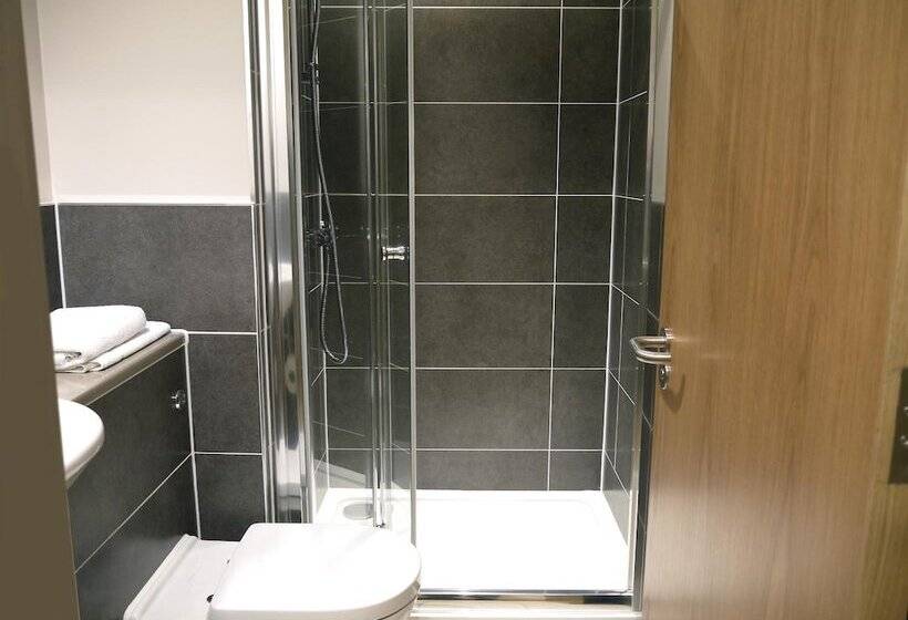 ホテル Britannia Study