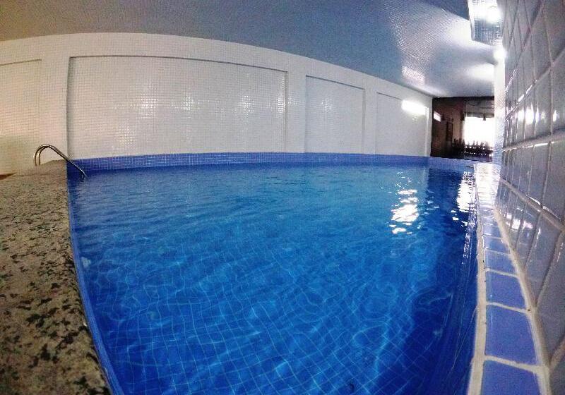 ホテル Camboriu Praia