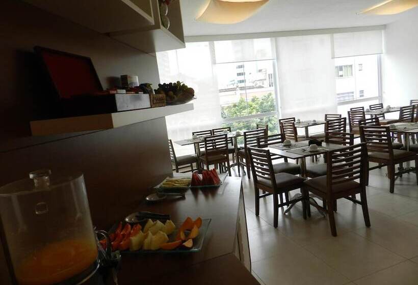 Отель Casablanca Center