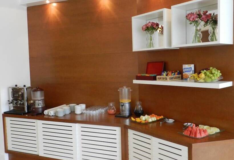 Отель Casablanca Center