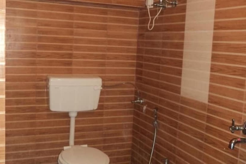 בית מלון כפרי Chakrika Lodging