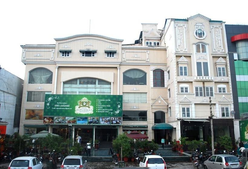 ホテル Diplomat Residency