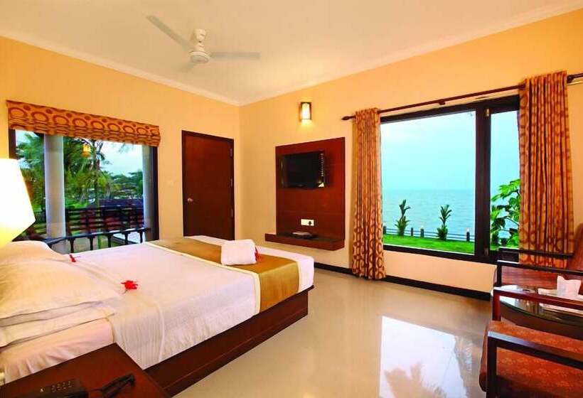 فندق Leisure Vacations Goldfield Lake Resort