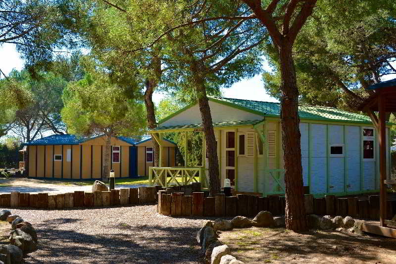 Отель El Garrofer Camp