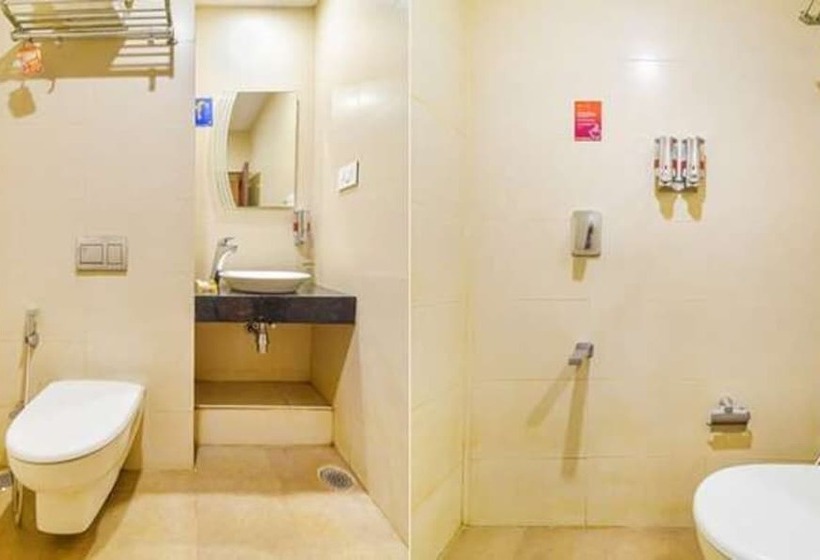 Fabhotel Kinera Comforts Railway Station