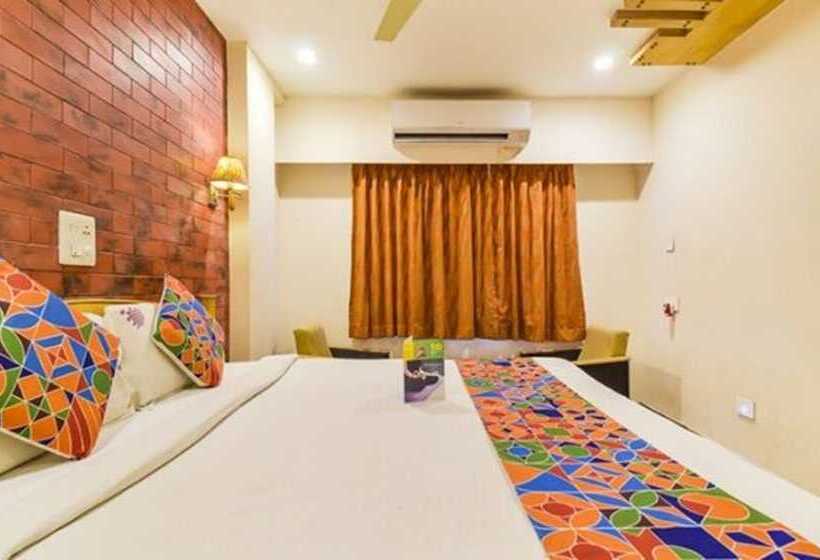 Fabhotel Kinera Comforts Railway Station