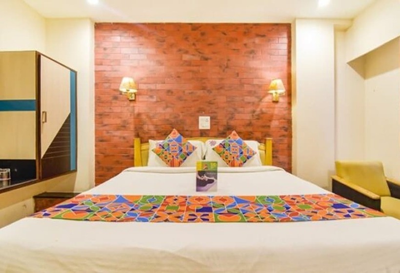 Fabhotel Kinera Comforts Railway Station