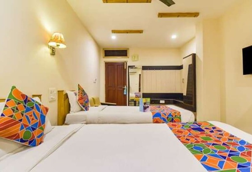 Fabhotel Kinera Comforts Railway Station