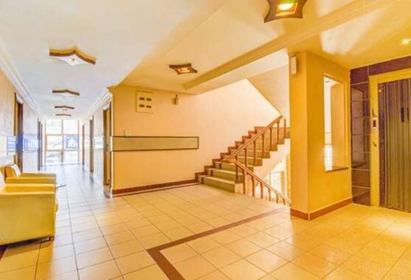 Fabhotel Kinera Comforts Railway Station