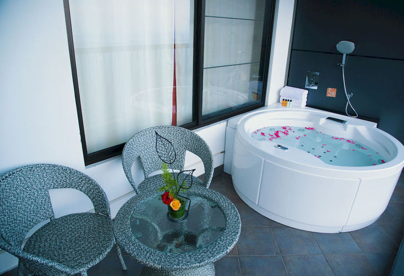 ホテル Forest Glade