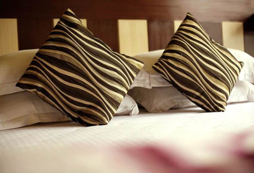 فندق Glacier Resort