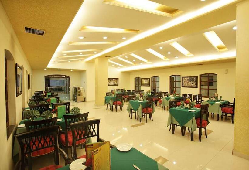 ホテル Grand Mumtaz Towers