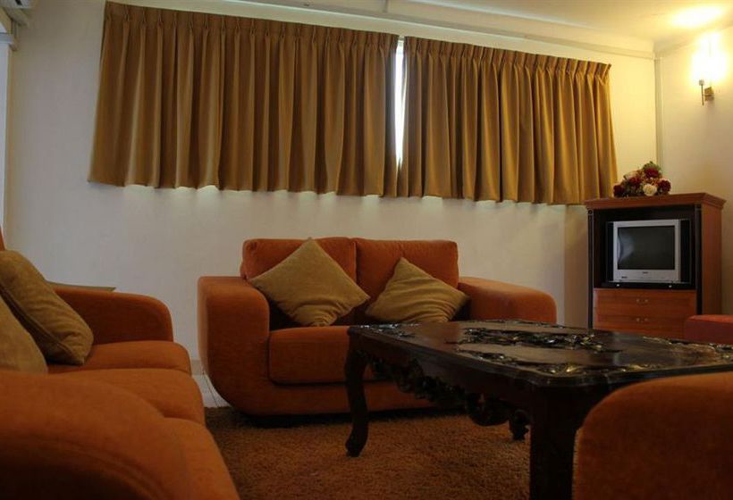فندق Habiba Suites