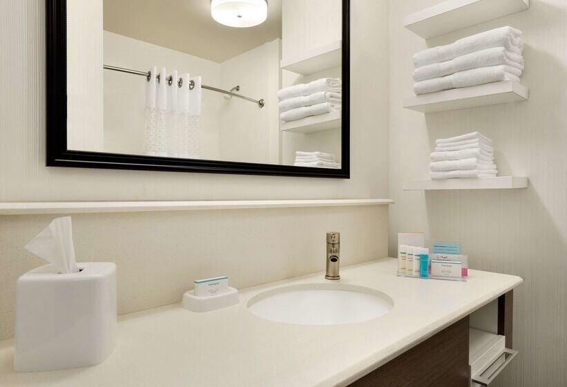 فندق Hampton Inn & Suites Monroe