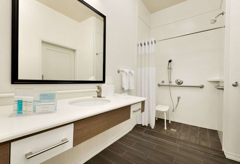 فندق Hampton Inn & Suites Monroe