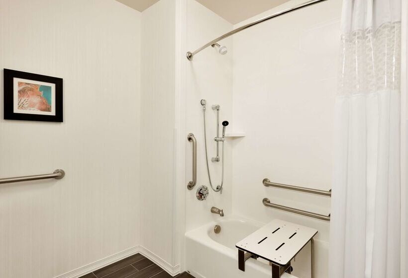 فندق Hampton Inn & Suites Monroe