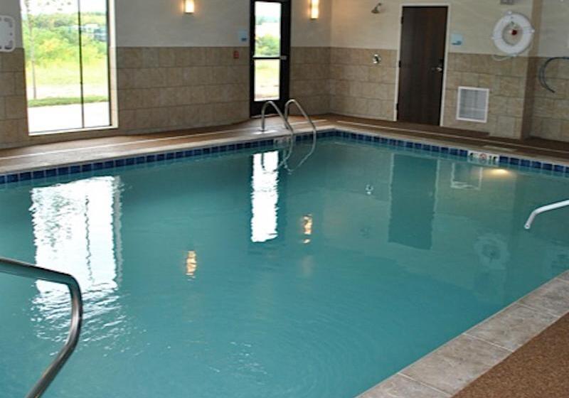 호텔 Holiday Inn Express Salem, An Ihg