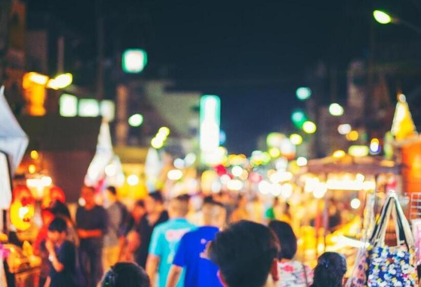 酒店 Hua Hin Avenue