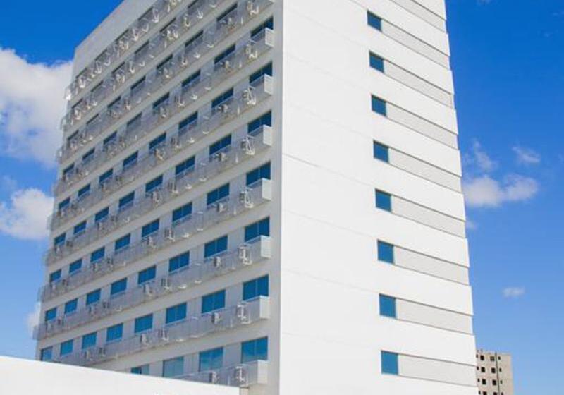 ホテル Intercity Shopping Gravatai