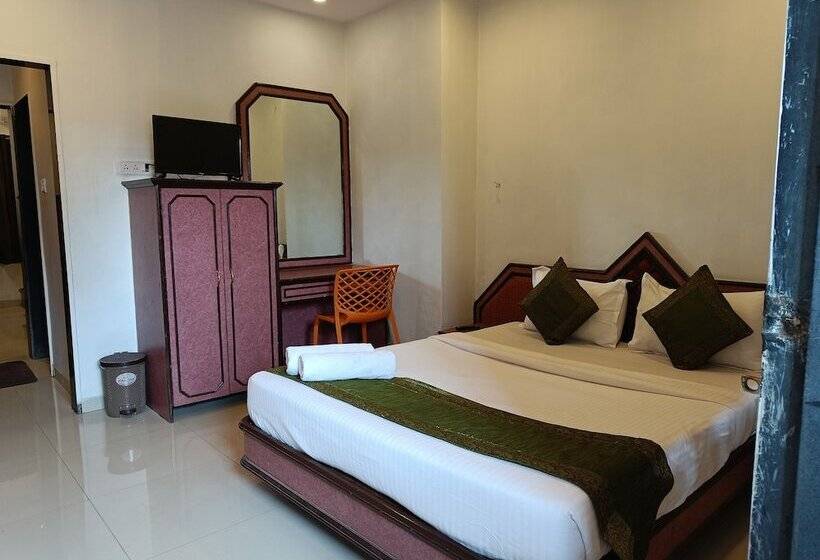 酒店 Jambhale Palace