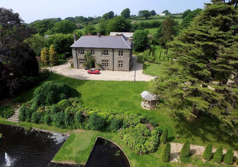 فندق Kentisbury Grange