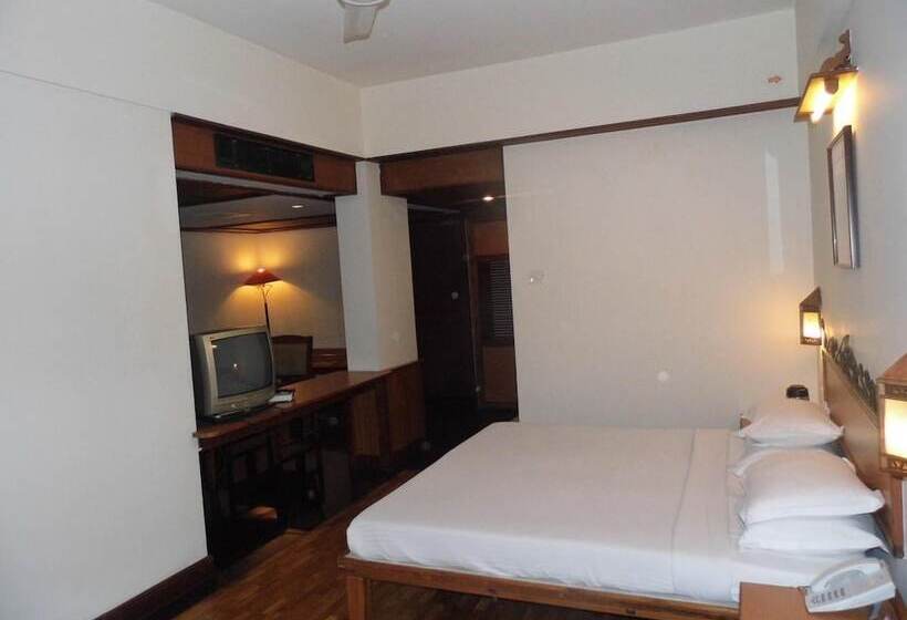 Keys Select By Lemon Tree Hotels, Malabar Gate, Kozhikode