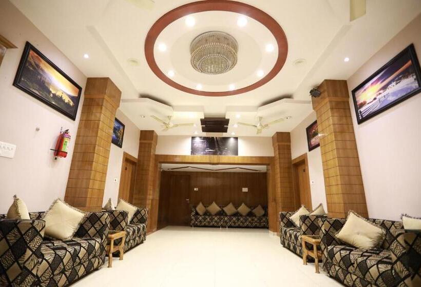 בית מלון כפרי Krishna Ji