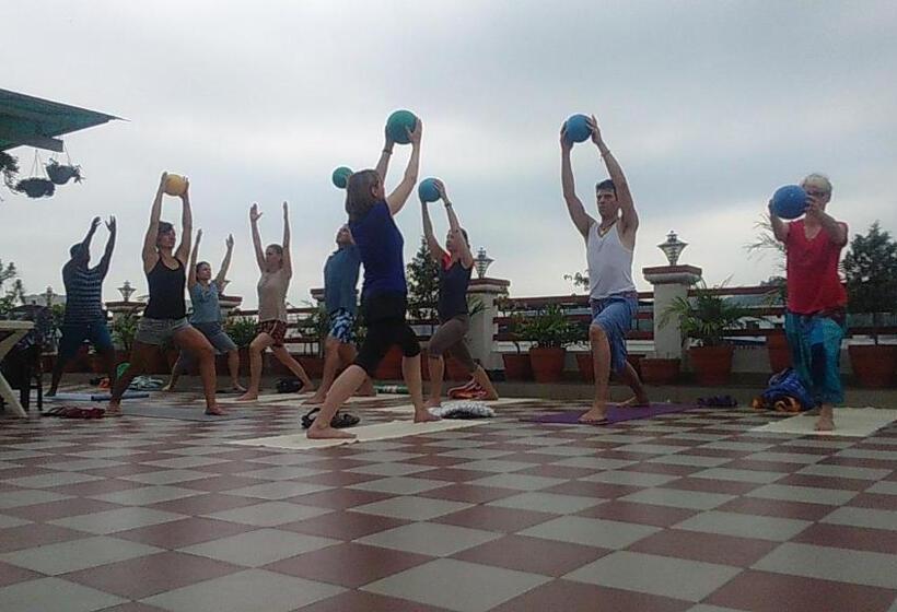 בית מלון כפרי Krishna Ji