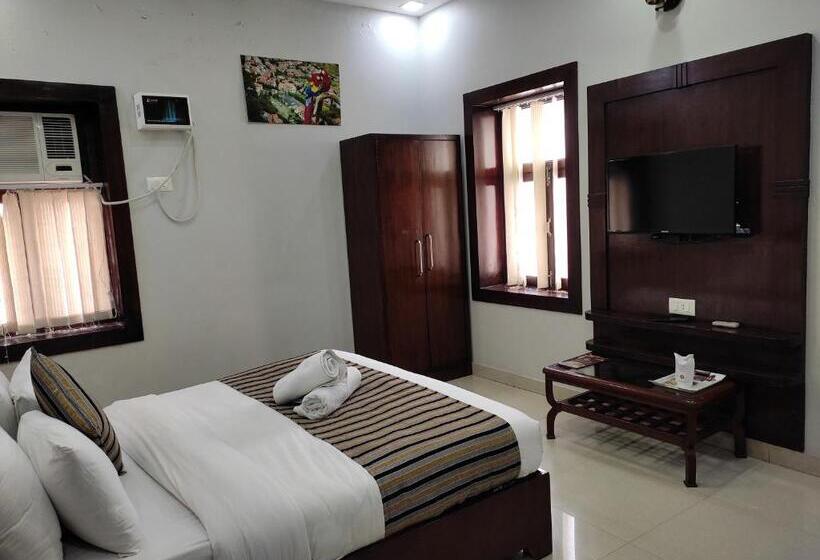 בית מלון כפרי Krishna Ji