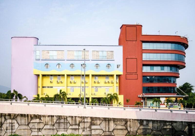 فندق Kuala Melaka Inn