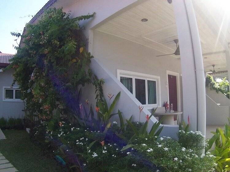 Отель Langkawi Chantique