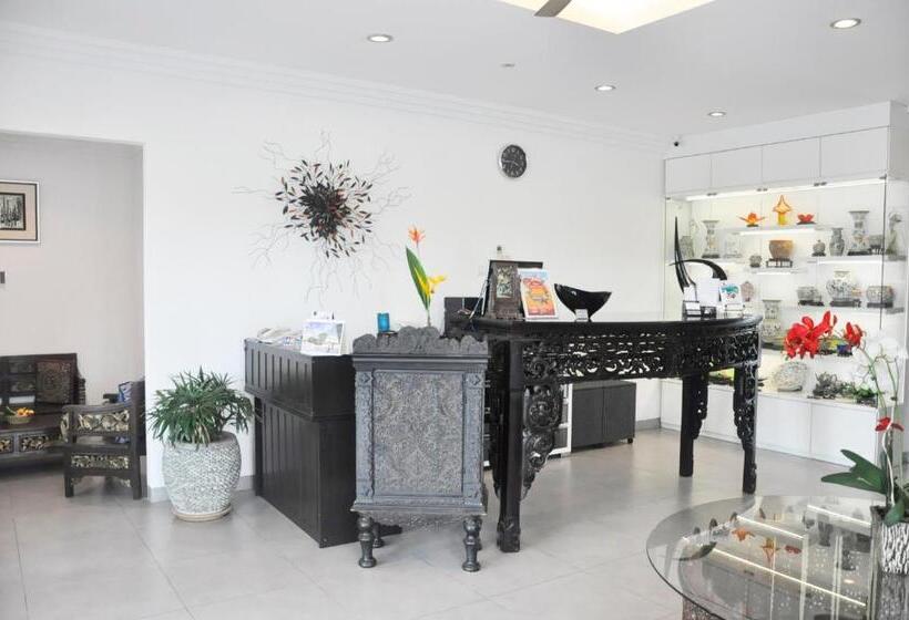 Отель Langkawi Chantique