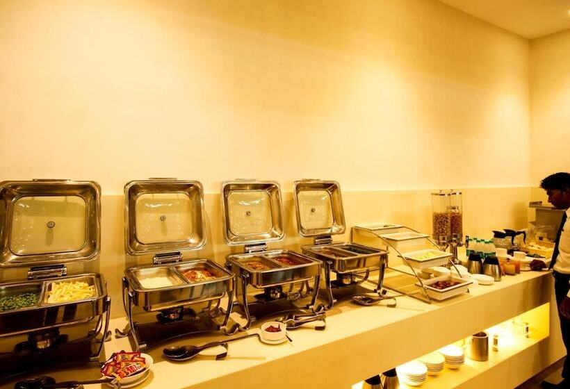 호텔 Le Roi Raipur At Raipur Railway Station