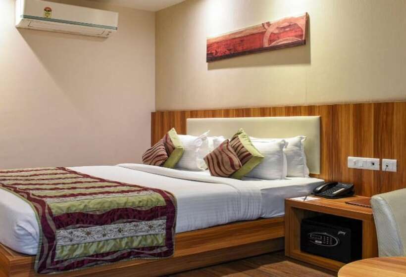 호텔 Le Roi Raipur At Raipur Railway Station