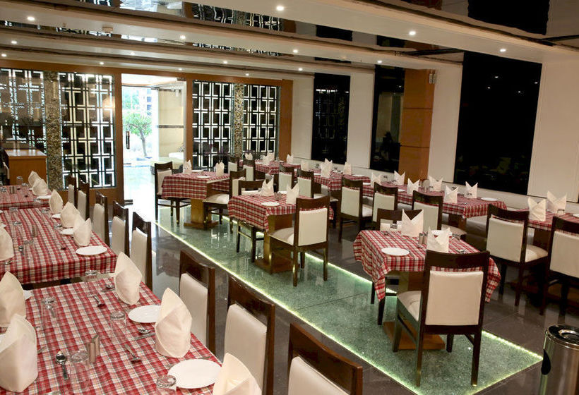 ホテル Light House Agra By Park Tree