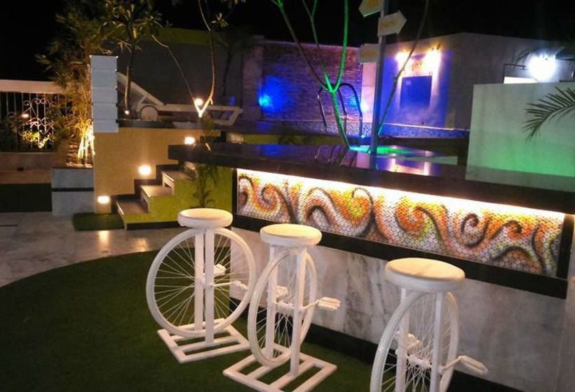 ホテル Light House Agra By Park Tree