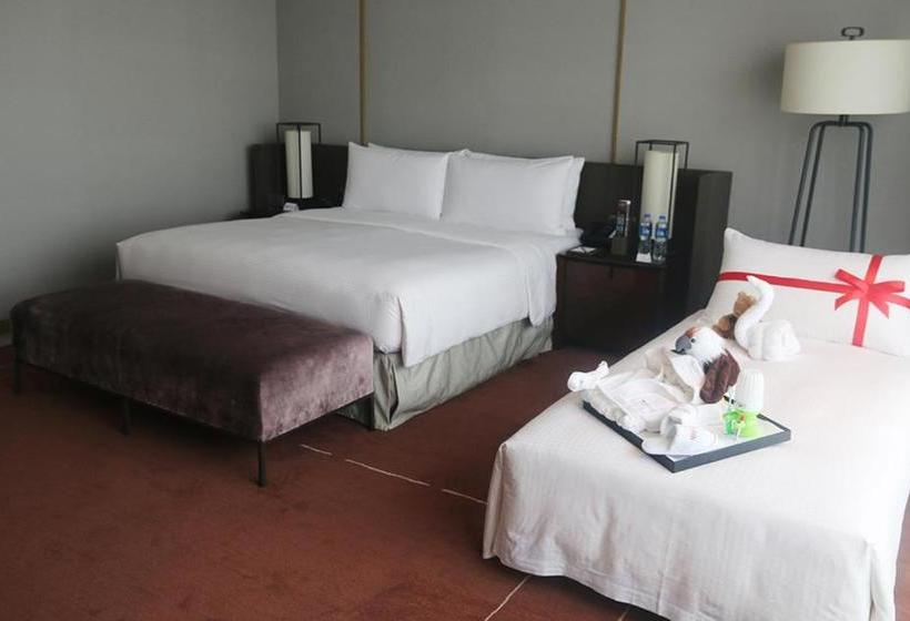 Отель Marco Polo Changzhou