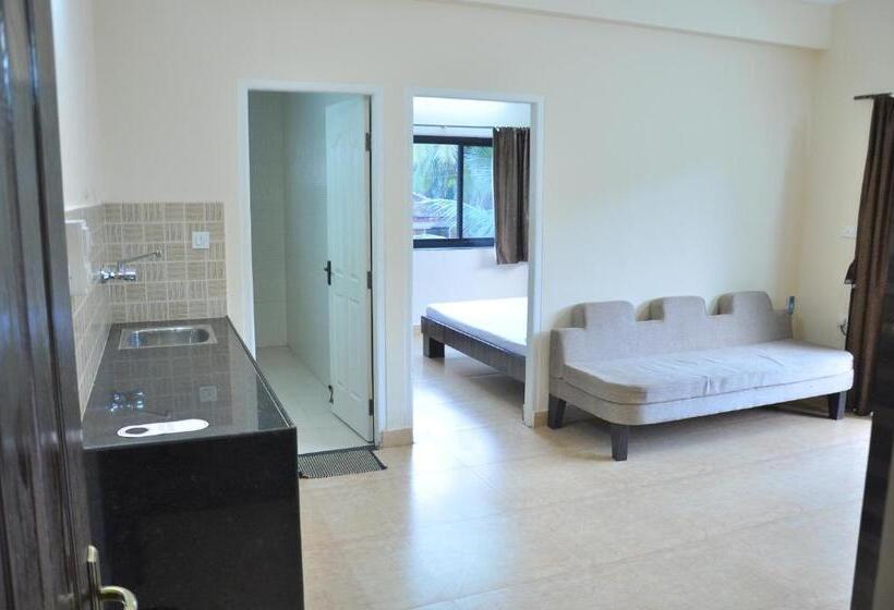 Отель Ocean Crest