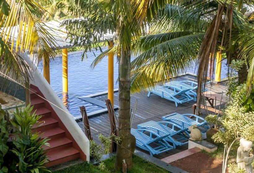 호텔 Over The Hill