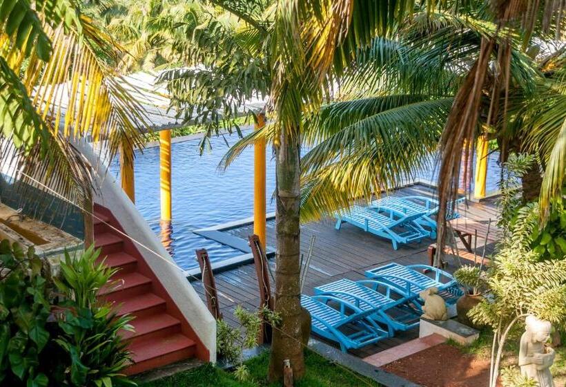 호텔 Over The Hill