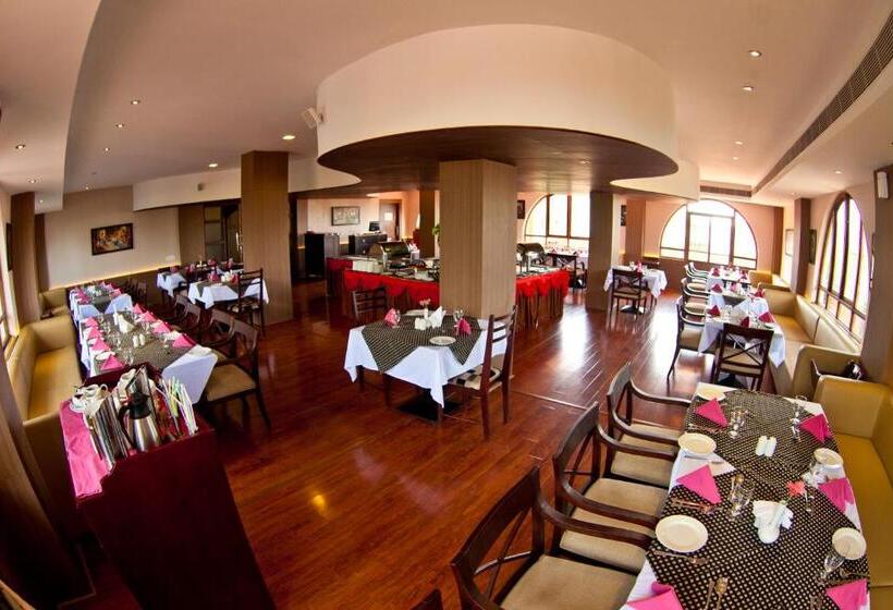 Hotel Paramount Tower